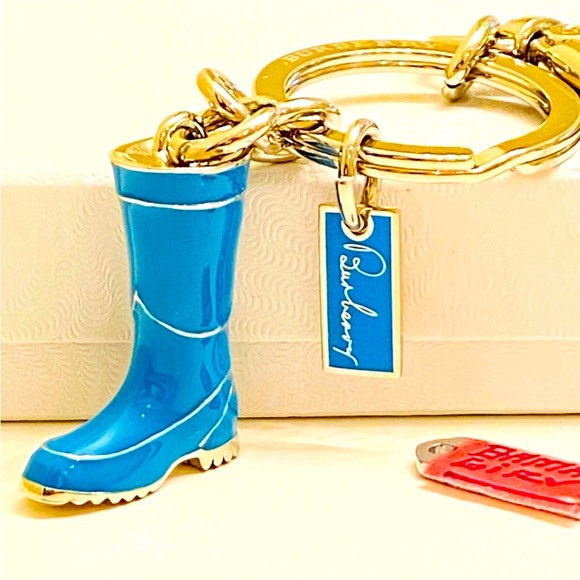NWOT Burberry Boot Keychain/ Bag Charm - Picture 4 of 11
